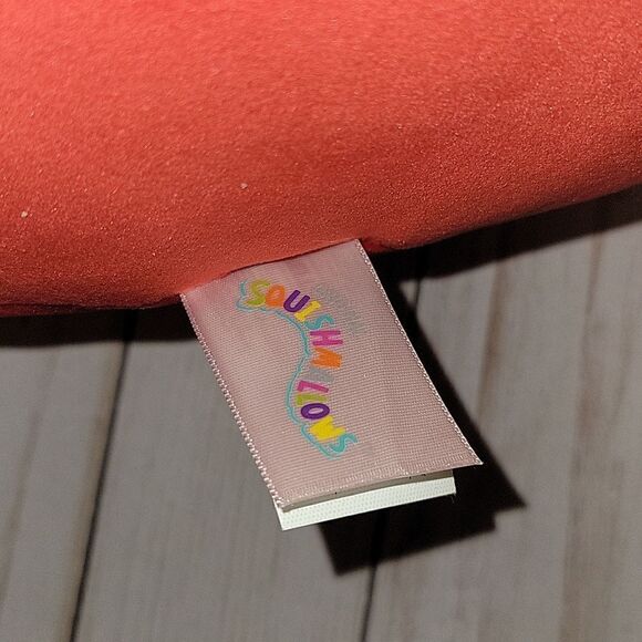 Squishmallows 16 inch Illia Hot Sauce Pepper NWT - Picture 4 of 7